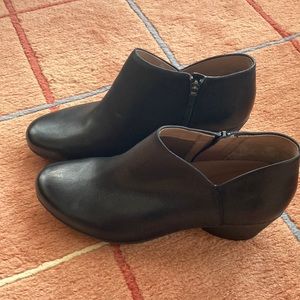 Dansko booties, size 42